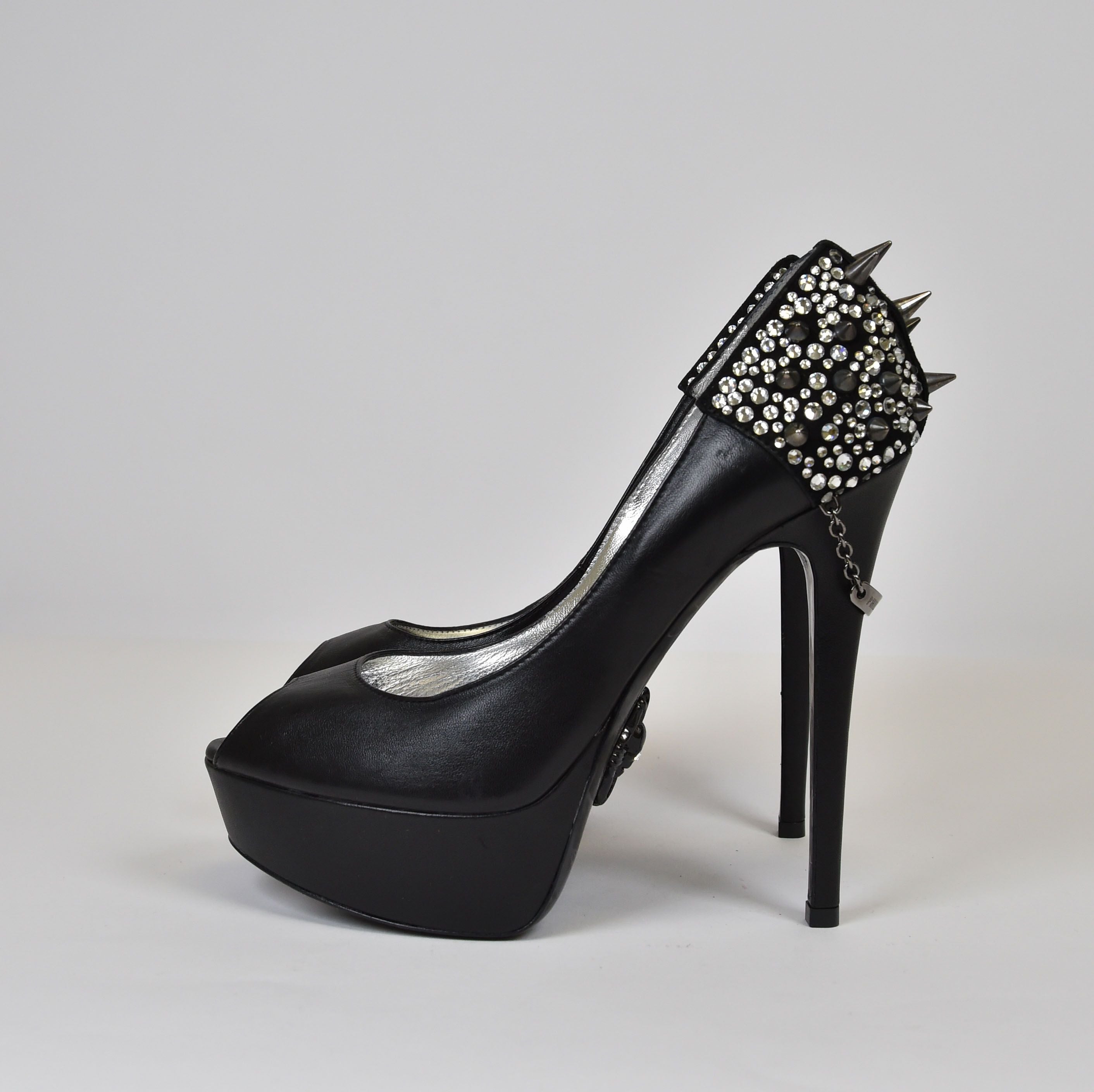 Philipp Plein Skull-Heel Platform Pump ("No Softie" style, Goldjunge line, SS13) - Image 14