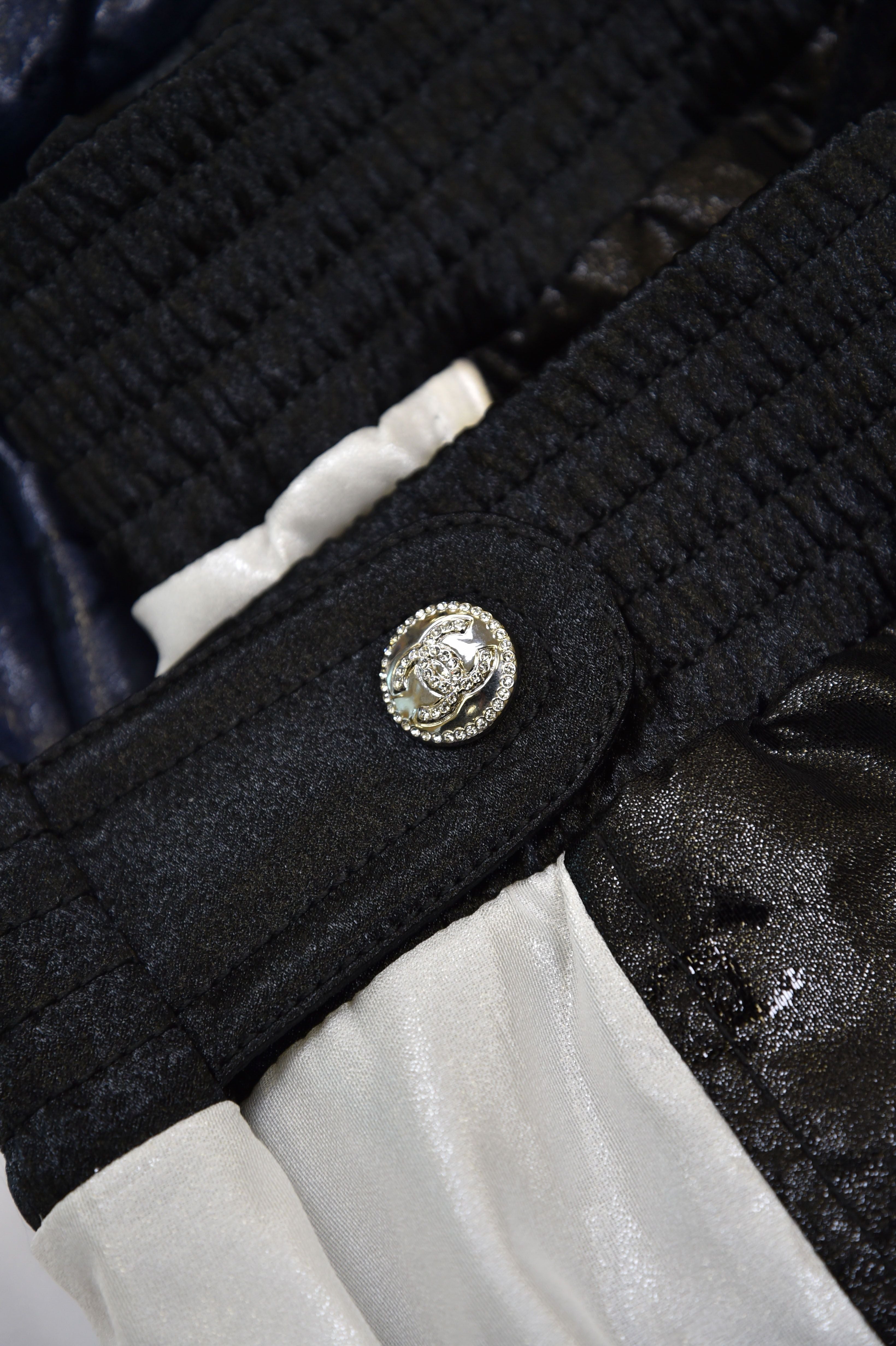 Chanel CC Logo Sport Tracksuit (Jacket & Trousers Set) - Image 3