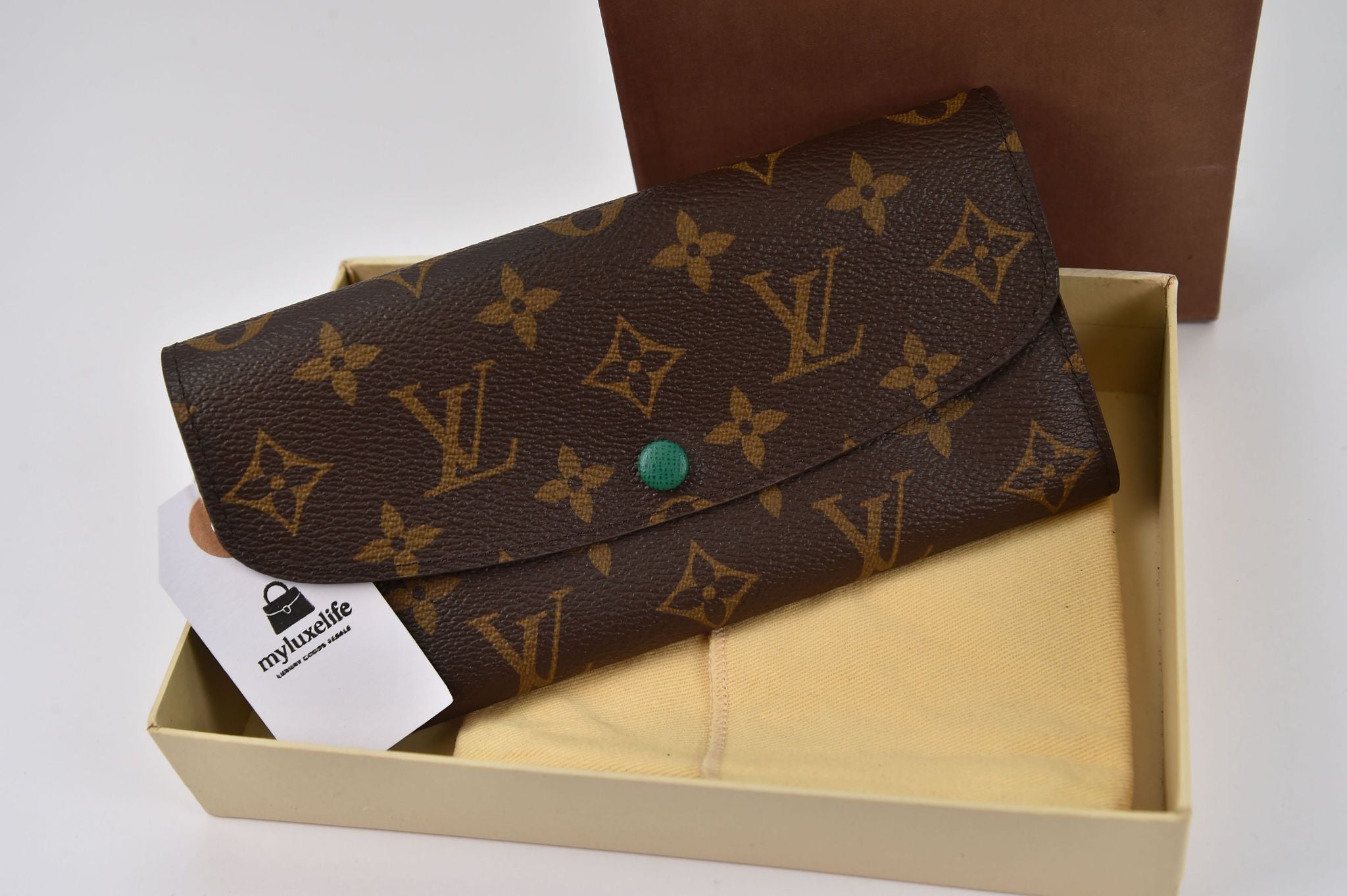 Louis Vuitton Emilie Wallet - Image 1