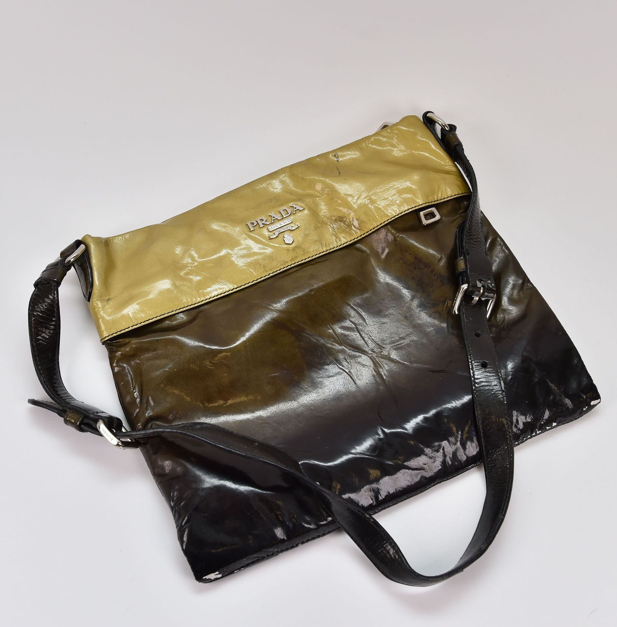 Prada Vitello Shine Fold-Over Clutch/Shoulder Bag - Image 6