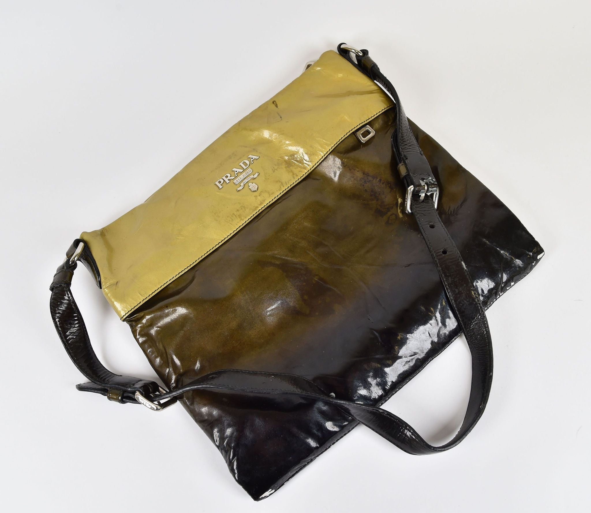 Prada Vitello Shine Fold-Over Clutch/Shoulder Bag - Image 3