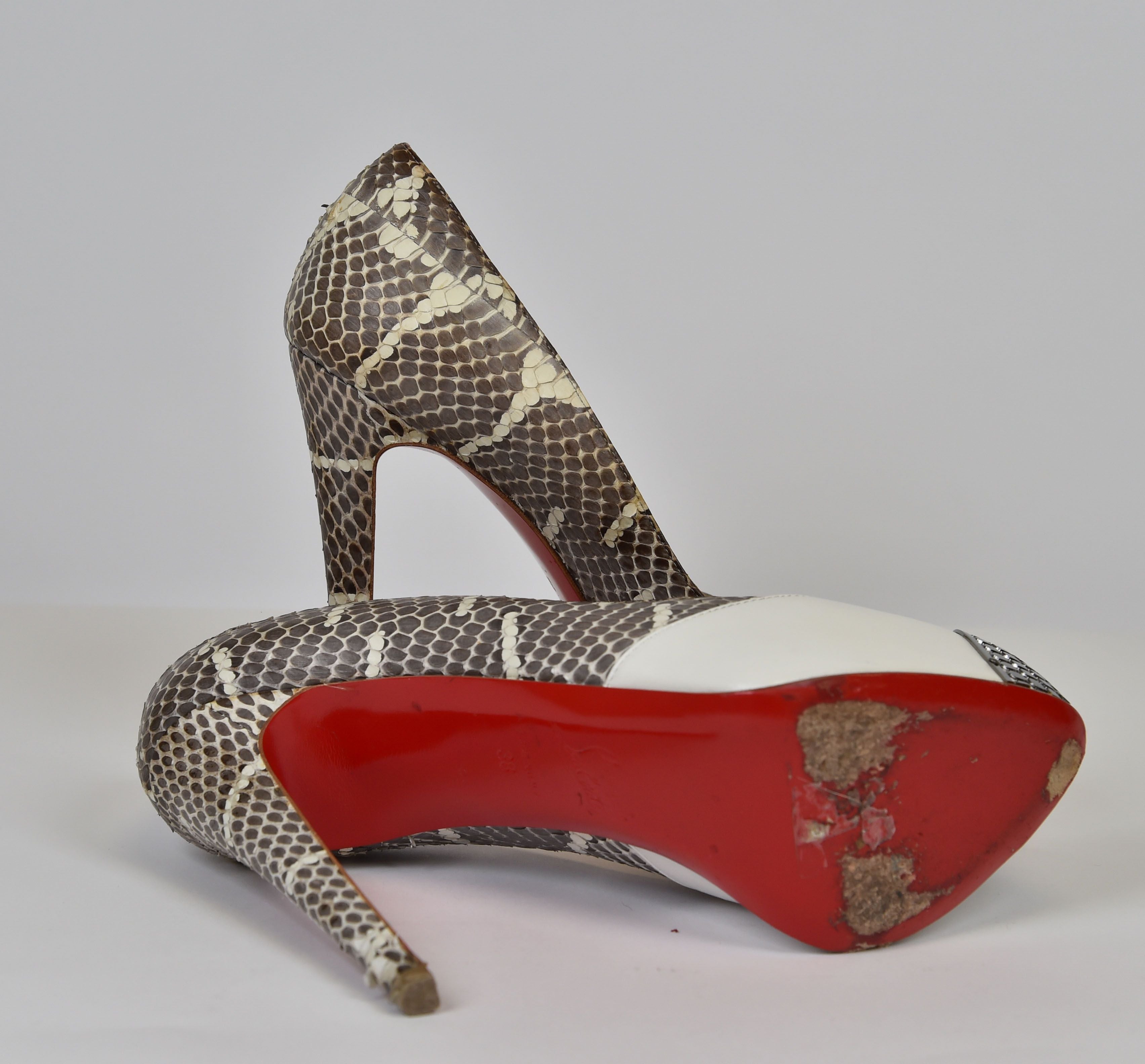 Unbranded High Heel Pump - Image 1