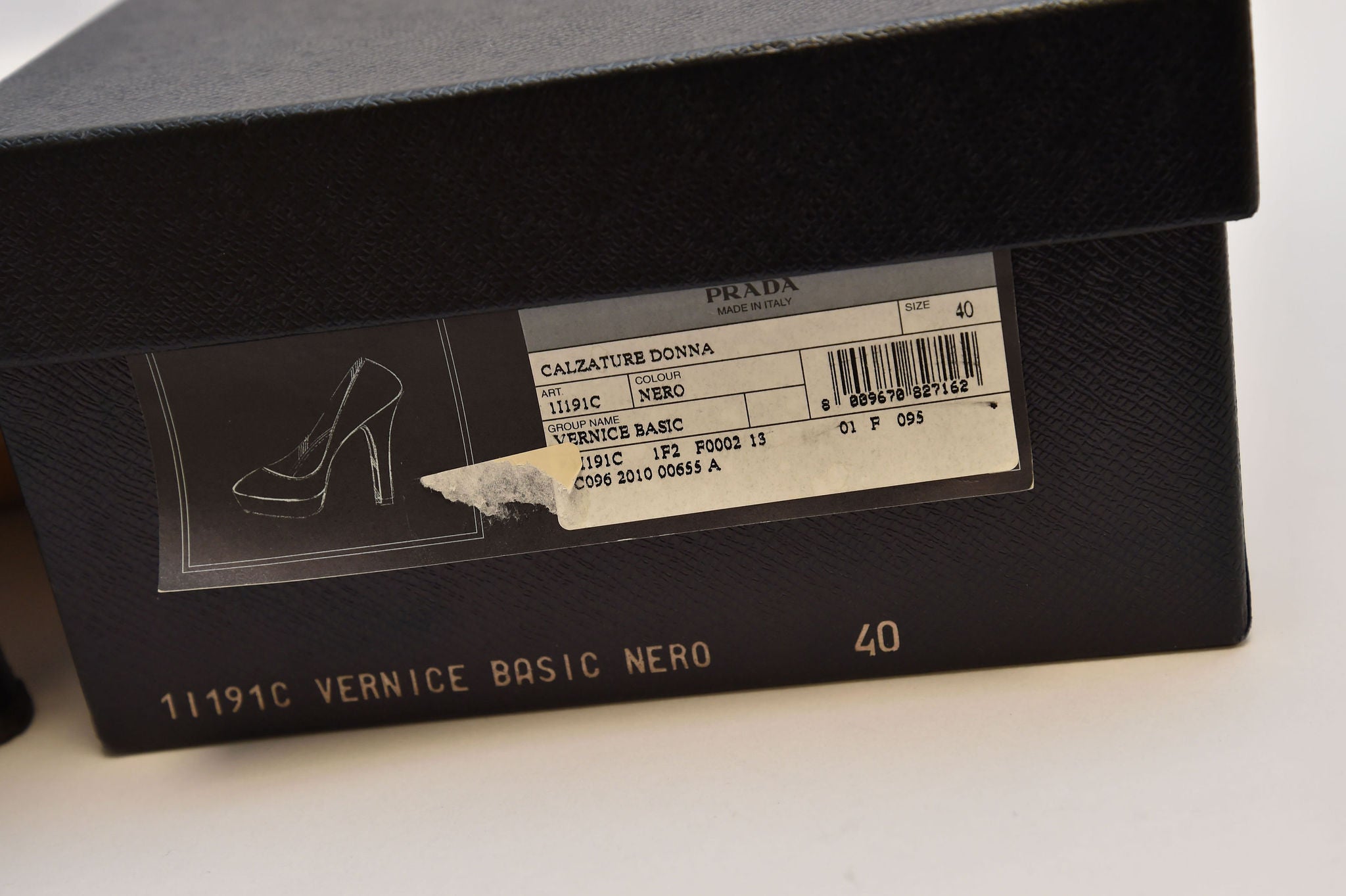 Prada Black Patent Leather Pumps – EU 40 – Made in Italy