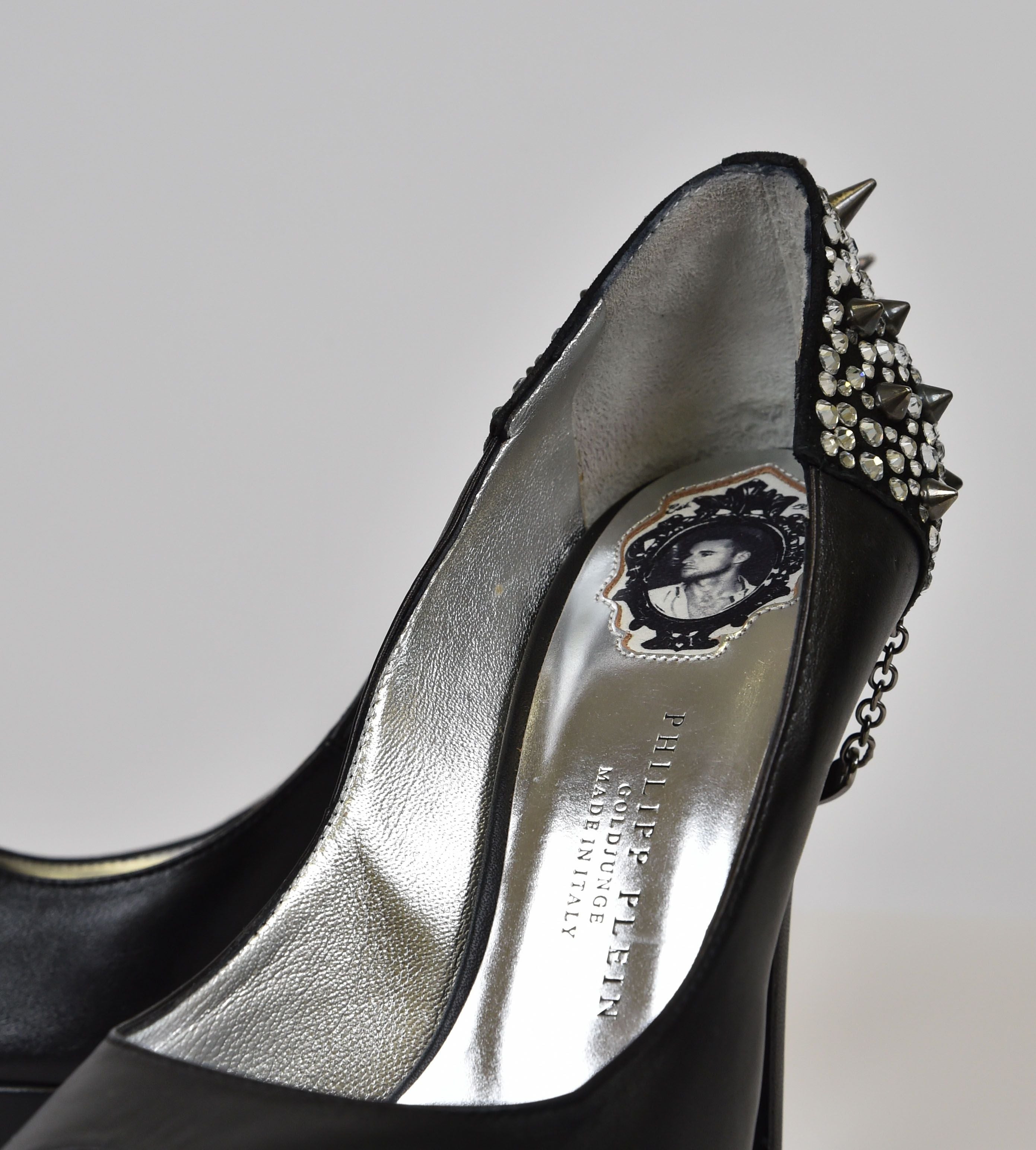 Philipp Plein Skull-Heel Platform Pump ("No Softie" style, Goldjunge line, SS13) - Image 3