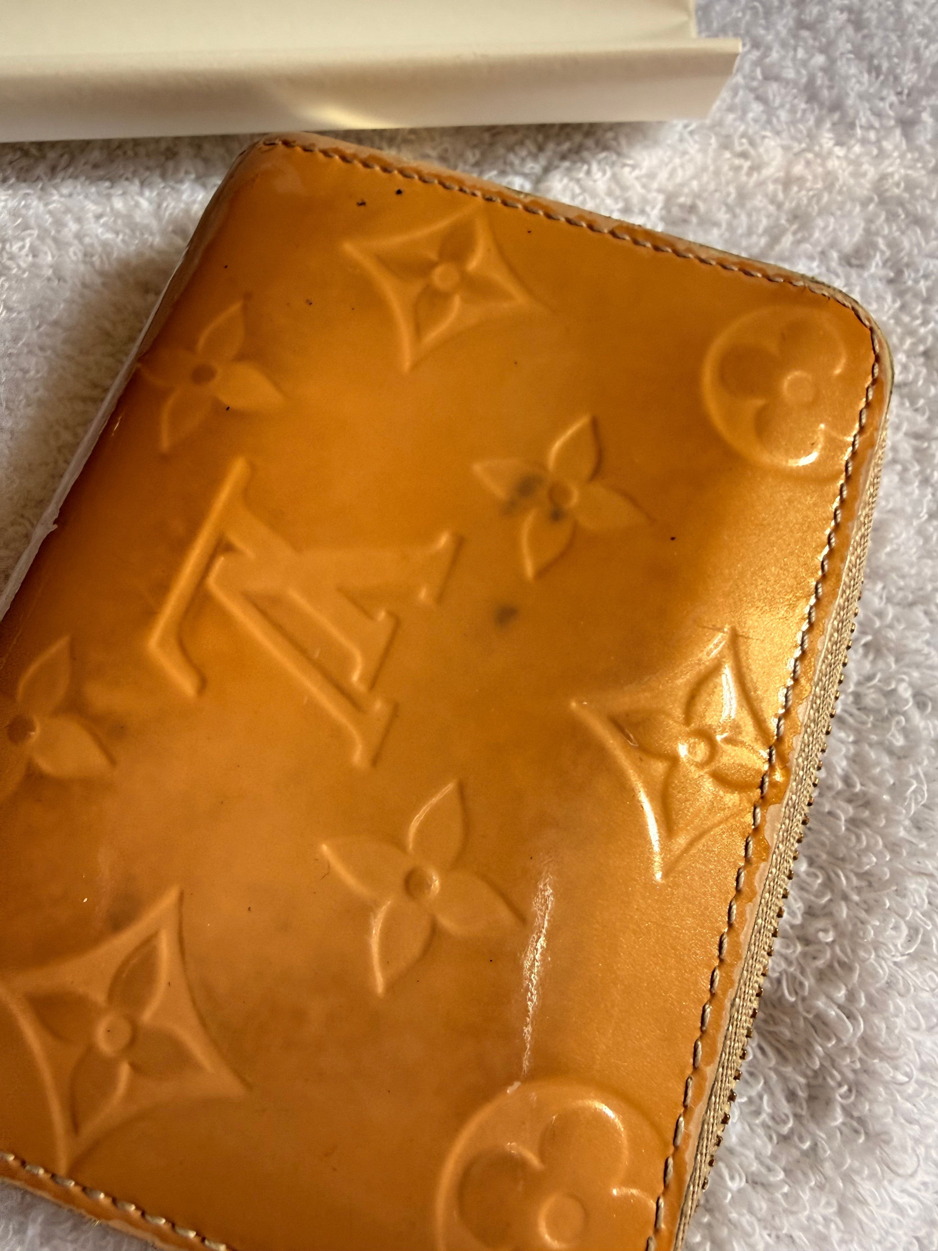Louis Vuitton Vernis Zippy Compact Wallet - Image 1