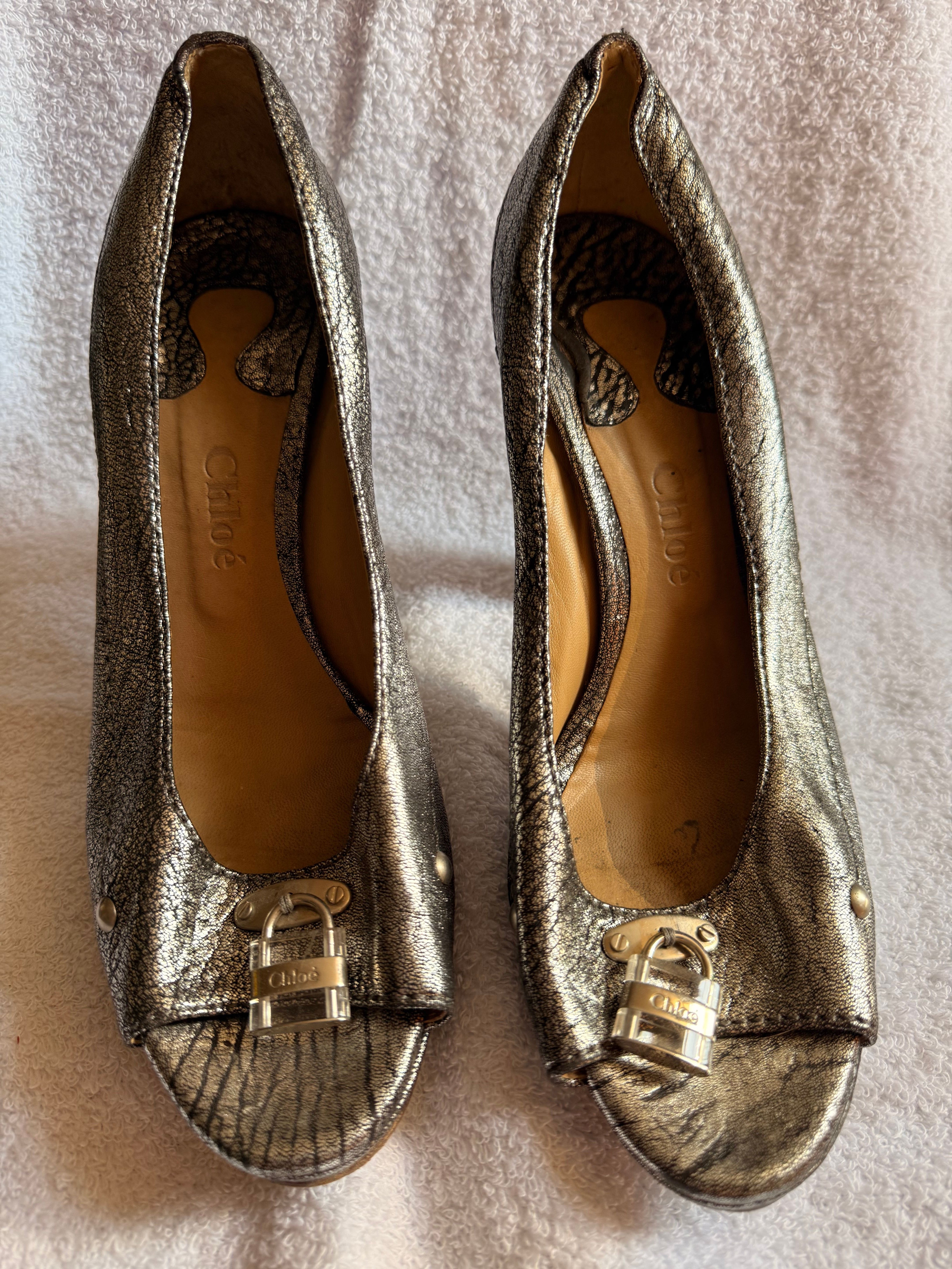 Chloé Paddington Peep-Toe Pump - Image 3