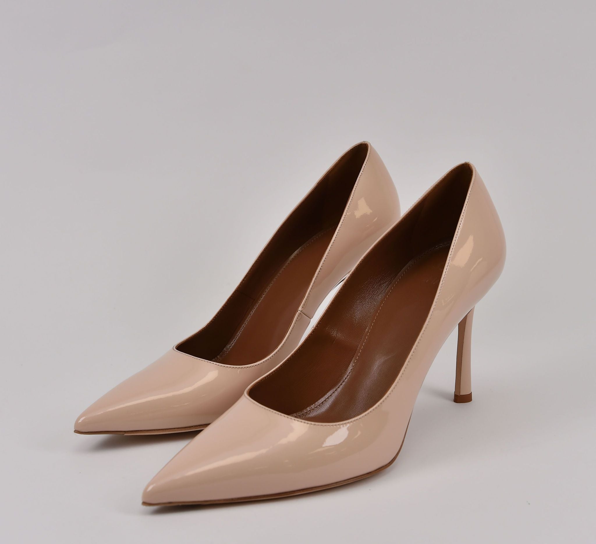 Ghazal Pointed-Toe Pump - Image 4