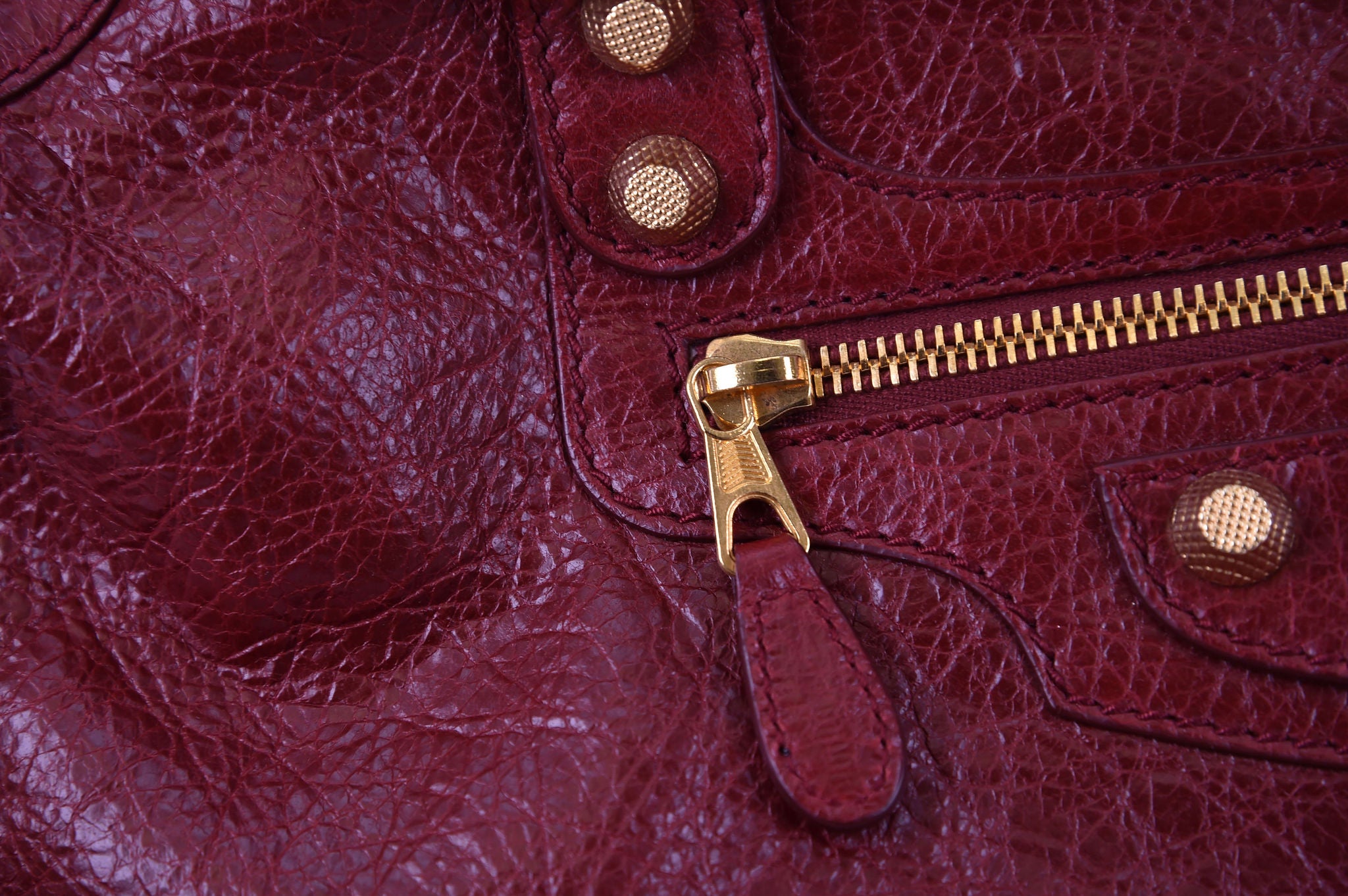 Pristine Balenciaga City Bag in Burgundy leather with gold hardware